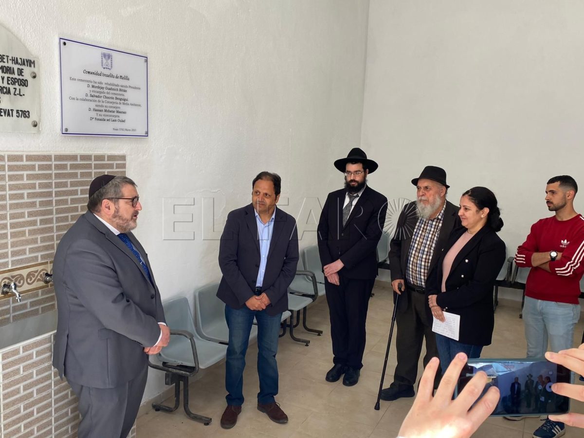 Cementerio e1683040568964 Medio Ambiente firma un convenio con la Comunidad Israelita de Melilla donde aporta 70.000 euros para los cementerios