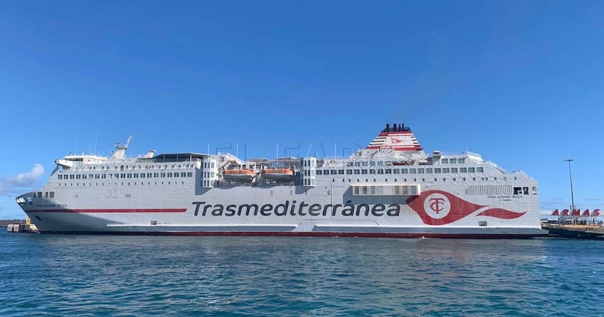 Ciudad A. Melilla1 Armas Trasmediterránea señala la coincidencia de horarios en la línea de Melilla y habla de colapso en el puerto de Málaga