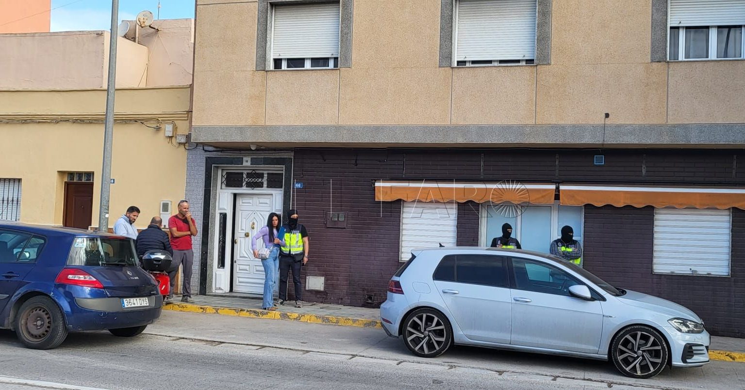 WhatsApp Image 2023 05 23 at 10.12.36 4 e1684830421516 Golpe a la compra de votos por correo en Melilla