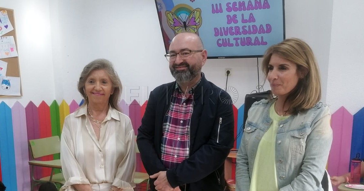 Manualidades, juegos y bailes para que los más pequeños aprendan sobre diversidad cultural