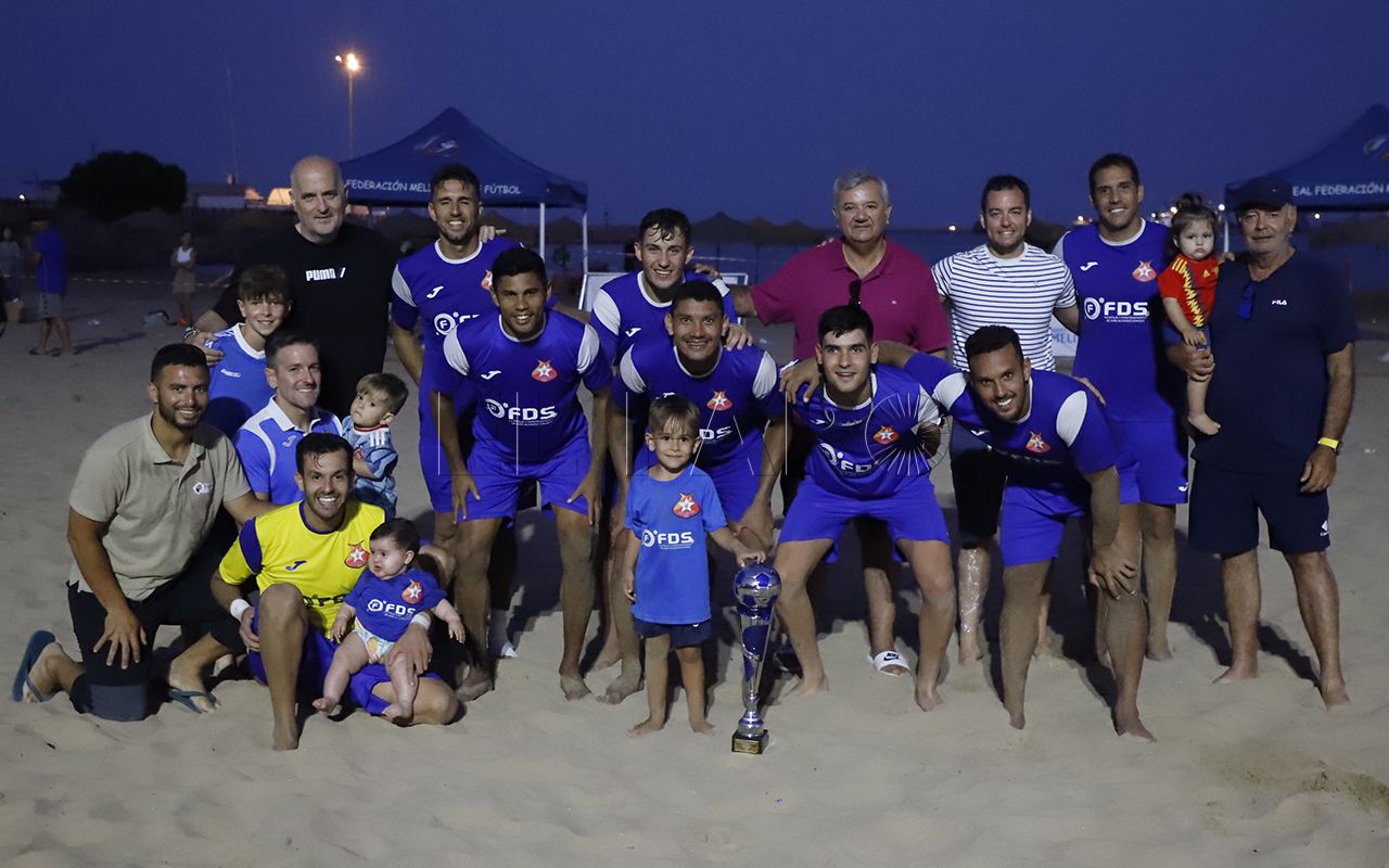01 2 El CD Melistar y el Boomerang, primeros campeones en Melilla en fútbol playa