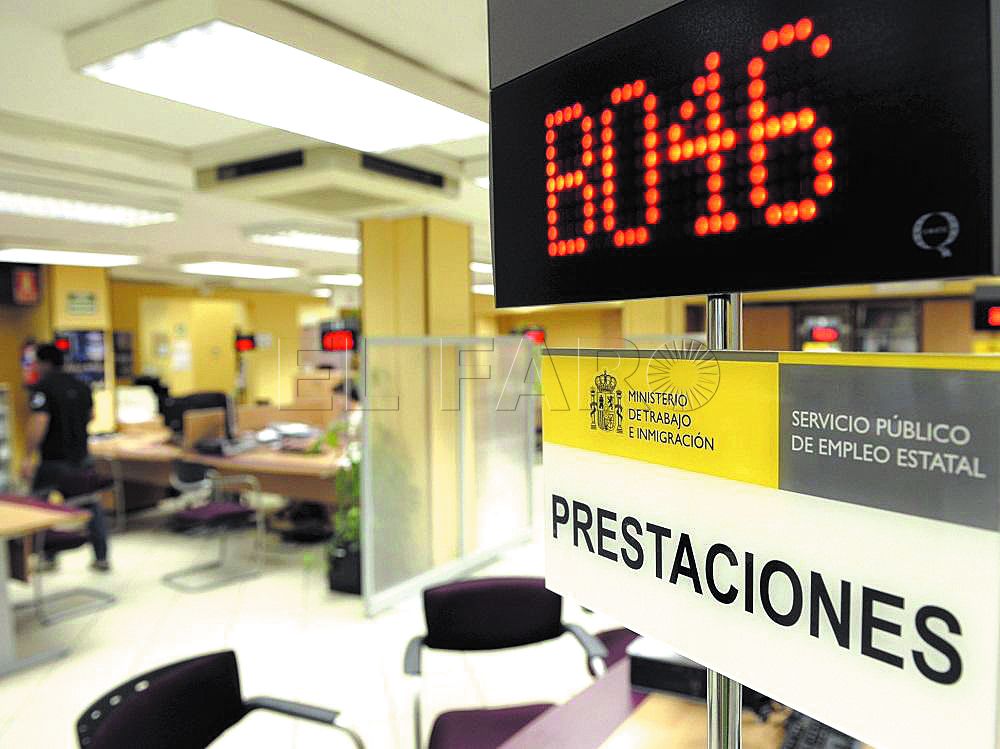 Baja el paro en mayo en un 1,62% y queda establecido en 7.707 personas