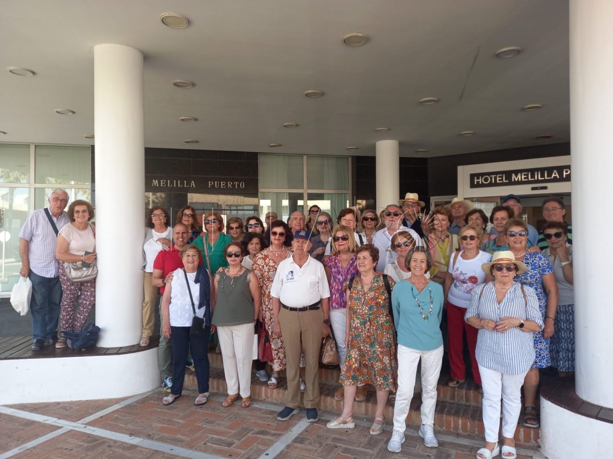 Puerta hotel e1686910832465 Un grupo de funcionarios de Hacienda de Málaga visita Melilla