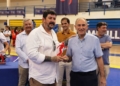 RECONOCIMIENTO A ALFONSO GÓMEZ La III Liga Escolar Femenina se despide con una espectacular jornada final