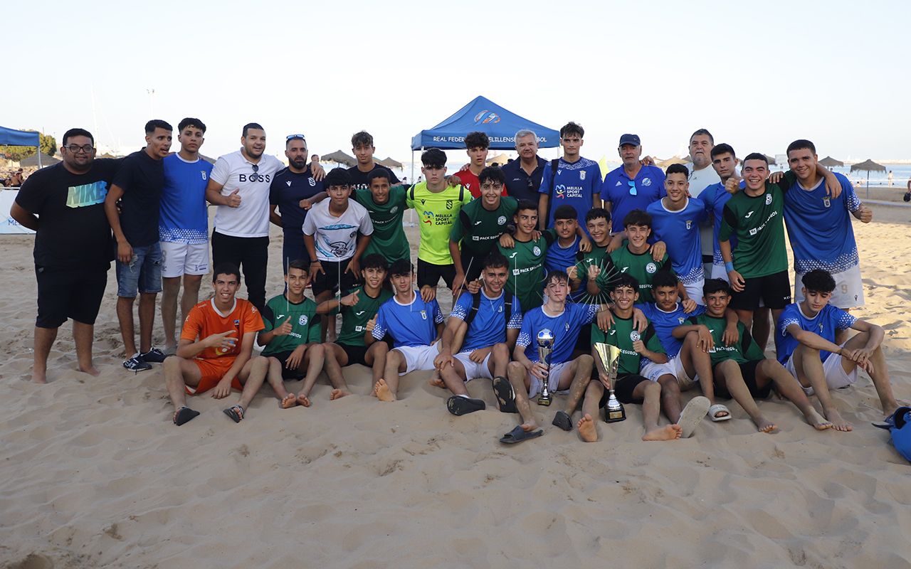 WEB MG 8926 Peña Real Madrid, CD Huracán y Boomerang, nuevos campeones de fútbol playa