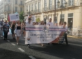 WhatsApp Image 2023 06 24 at 21.12.23 Un centenar de personas se lanzan a la calle por el Orgullo