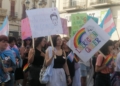 WhatsApp Image 2023 06 24 at 21.12.30 1 Un centenar de personas se lanzan a la calle por el Orgullo