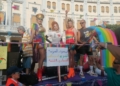 WhatsApp Image 2023 06 24 at 21.13.09 Un centenar de personas se lanzan a la calle por el Orgullo