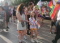 WhatsApp Image 2023 06 24 at 21.13.11 Un centenar de personas se lanzan a la calle por el Orgullo