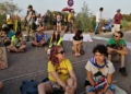 WhatsApp Image 2023 06 24 at 22.59.50 1 Unas 250 personas claman en una marcha contra lo que sucedió en Melilla el 24J