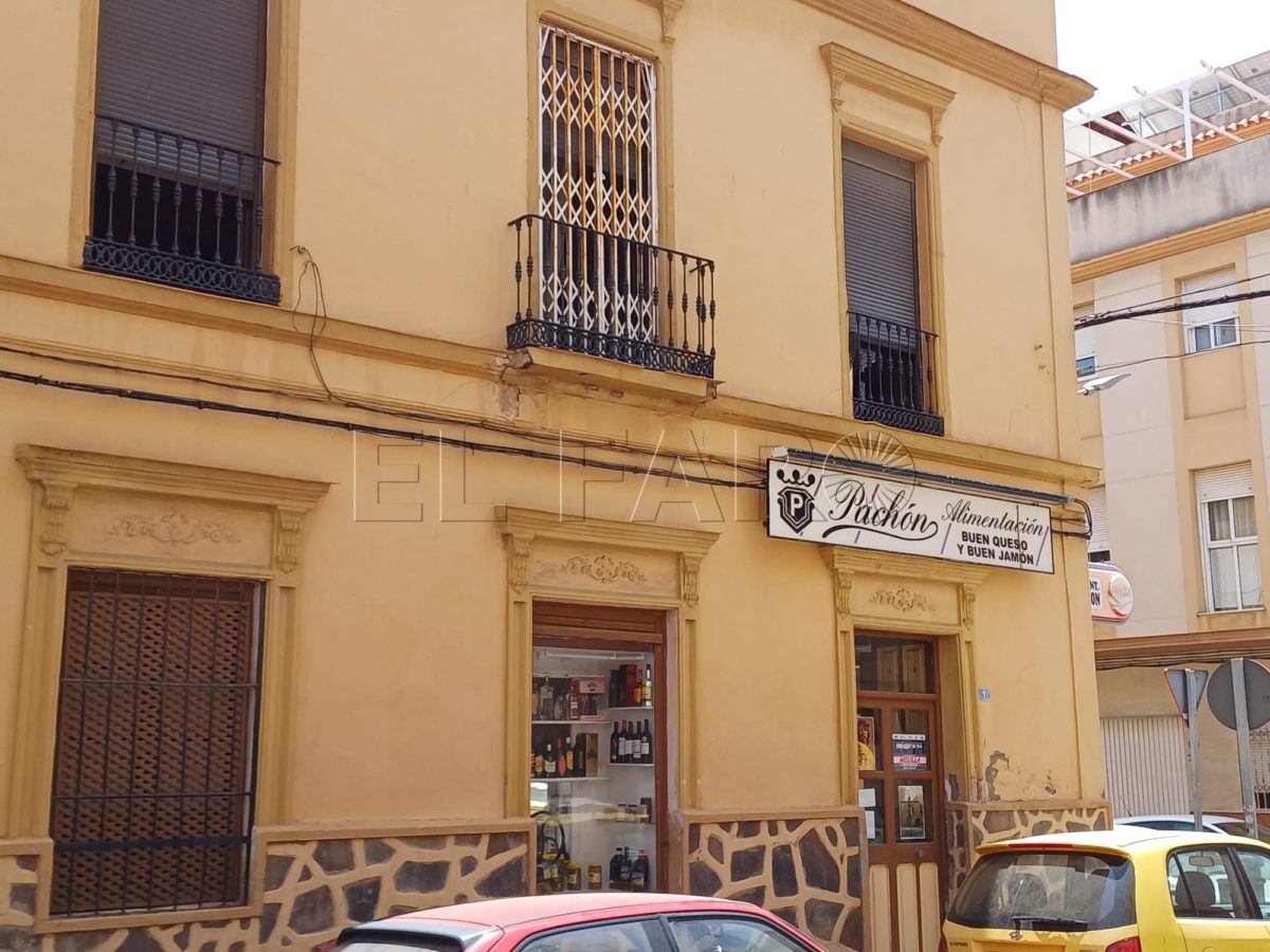 1d5d37b9 9716 49dc 98e5 abf63dcfc2b8 e1689349416911 Alimentación Pachón no baja la persiana del todo