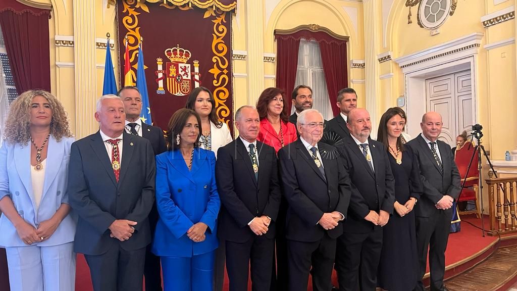 El Gobierno toma posesión y tendrá su primer consejo este miércoles