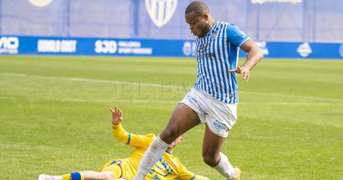 Vinícius Tanque, en la órbita del Melilla