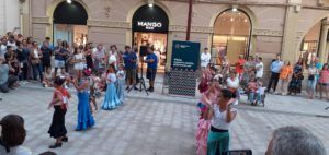 10d5c757 2108 4c82 a636 97605a326bc8 El Ballet Colores estuvo animando a los melillenses con actuaciones y talleres