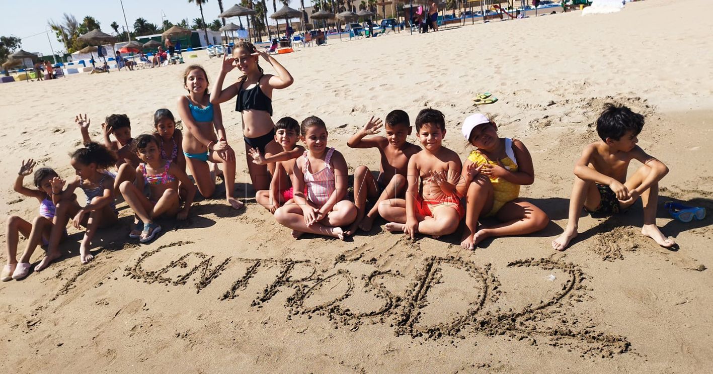 ¡Éxito y compromiso educativo! Bonnemaisón clausura el 3º campamento de inglés 'Pop Summer' de la Consejería de Educación junto a CentrosD2