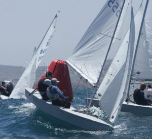 2o Fresneda y Lopez Alexandre Tinoco y Alba Muñoz, primeros líderes del III Trofeo de vela ligera RCMM-MSC Snipe