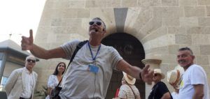 72f2f0b3 6a56 49a1 9737 38f80704ed21 ‘Un abrazo de asedio’ por la historia de Melilla La Vieja