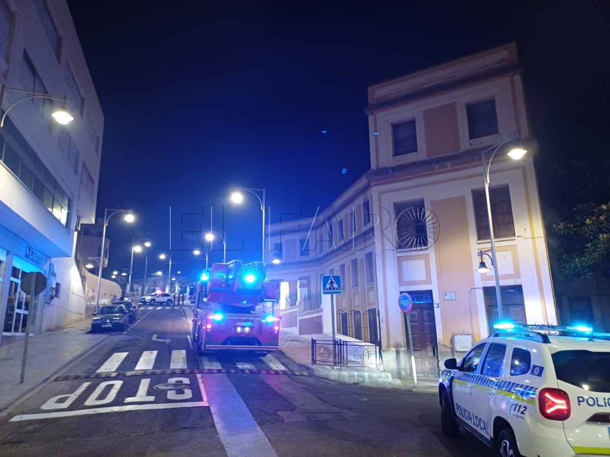7a79afe3 8192 4fea 973a c521ada575ee e1692701112844 Madrugada de incendios en el antiguo edificio de Correos