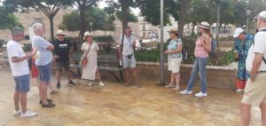 9c92b0bd 9651 49f6 9c72 f06bc749afcd ‘Un abrazo de asedio’ por la historia de Melilla La Vieja