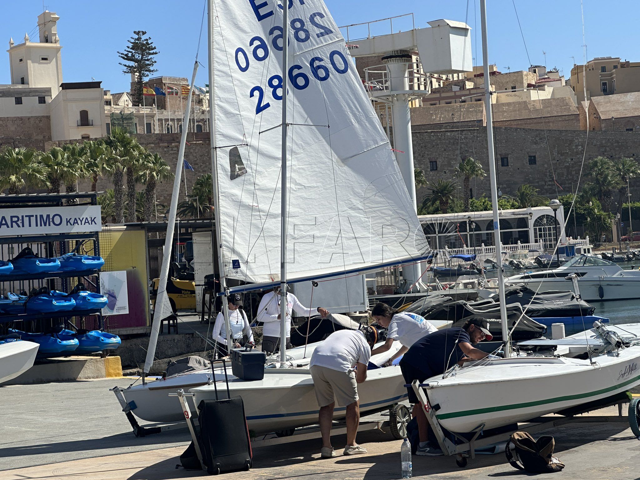 F2rhYCdXIAE uuW La flota snipe debuta en el III Trofeo de vela ligera