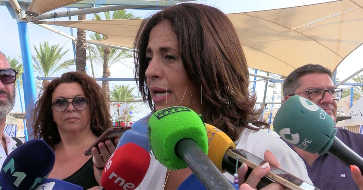 Fadela Mohatar consejera de Cultura Mohatar sobre Soto: "No compartimos esas declaraciones, pero ese señor ha pedido perdón y hasta ahí nos parece bien"