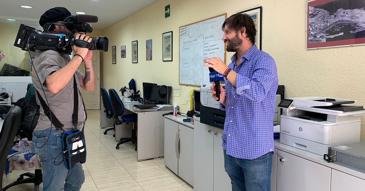 El programa 'Viento de Levante' visita la redacción de El Faro