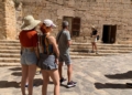 WhatsApp Image 2023 08 03 at 19.39.49 Turistas de diferentes partes de España disfrutan de 'Melilla la Vieja: el origen'