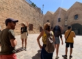 WhatsApp Image 2023 08 03 at 19.39.52 Turistas de diferentes partes de España disfrutan de 'Melilla la Vieja: el origen'