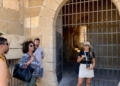WhatsApp Image 2023 08 03 at 19.40.31 Turistas de diferentes partes de España disfrutan de 'Melilla la Vieja: el origen'