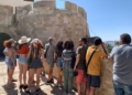 WhatsApp Image 2023 08 03 at 19.40.37 1 Turistas de diferentes partes de España disfrutan de 'Melilla la Vieja: el origen'