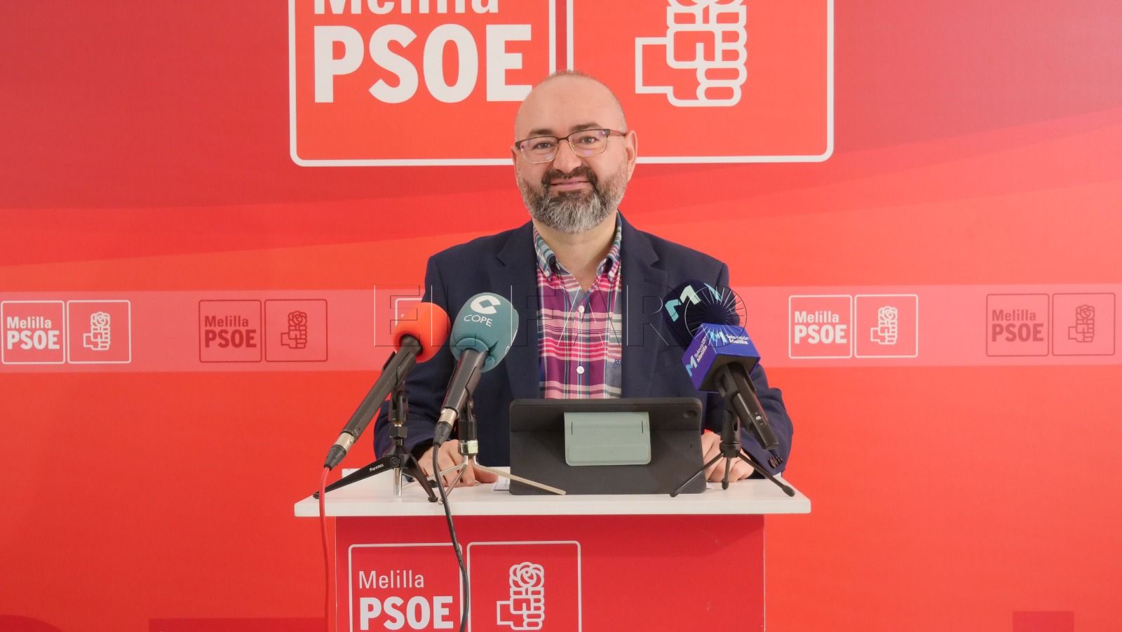 El PSOE pedirá el cierre del Dique Sur al tráfico para que sea una zona de ocio segura