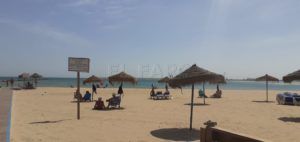 ae7e136f 2716 4bb3 ab53 5ed73ce86eae El poniente deja las playas del litoral melillense desiertas