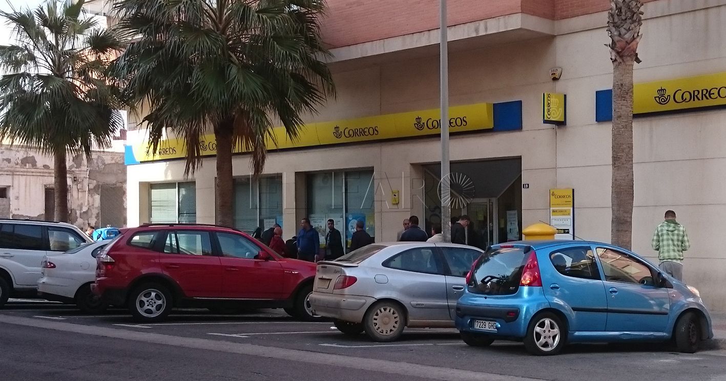 colas correos recorte El PP y la Ciudad estudian presentarse como acusación particular en la supuesta compra de votos