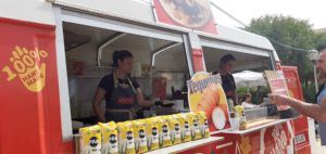 2ed3360b 2491 43c3 88c7 1ff41b2e2b6c 'Choripanes', hamburguesas o tortillas de maíz en los food Trucks