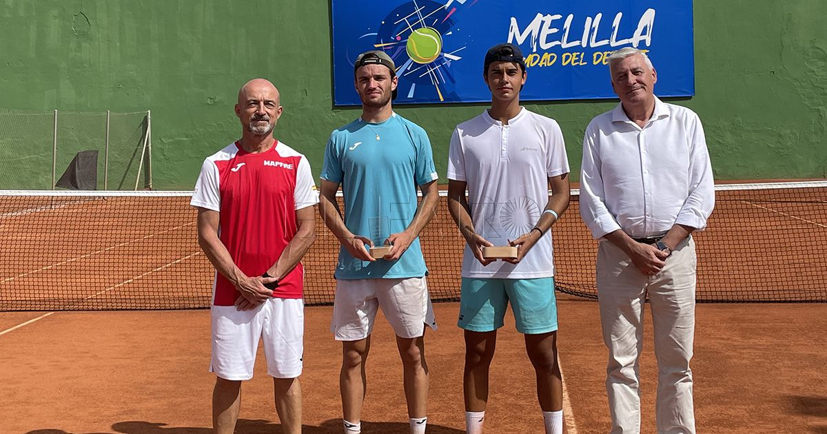 525255 Alejo Sánchez, campeón individual del torneo masculino Melilla Ciudad del Deporte de tenis