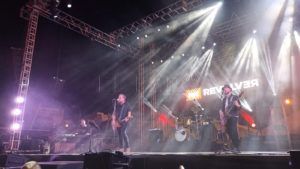 5a3843bb 7562 4e84 ba46 a8920f6e276f ‘Revólver’ cierra la programación nocturna de los conciertos en la Feria de Melilla de la Caseta Oficial