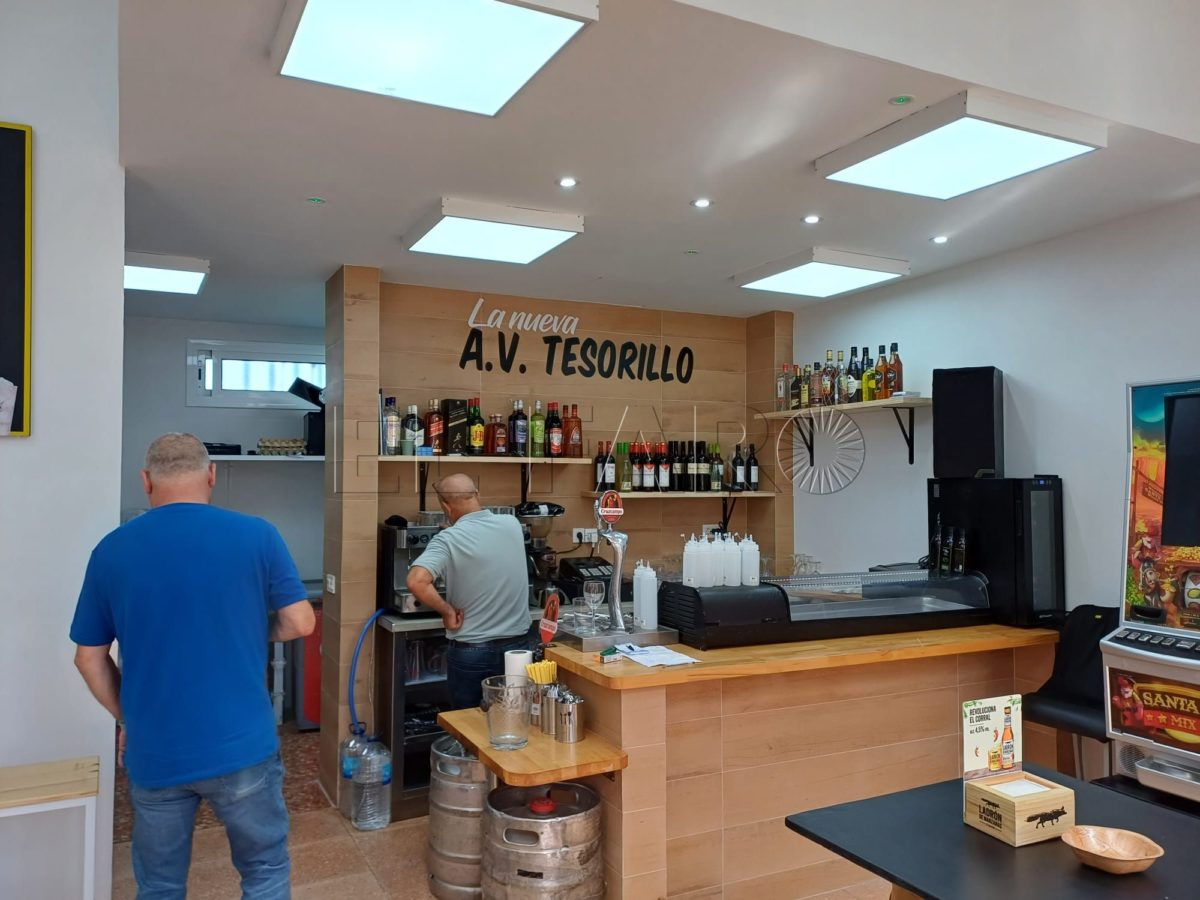 Bar Tesorillo e1695814834212 La Asociación de Vecinos del Tesorillo inaugura su bar, abierto a todos los melillenses