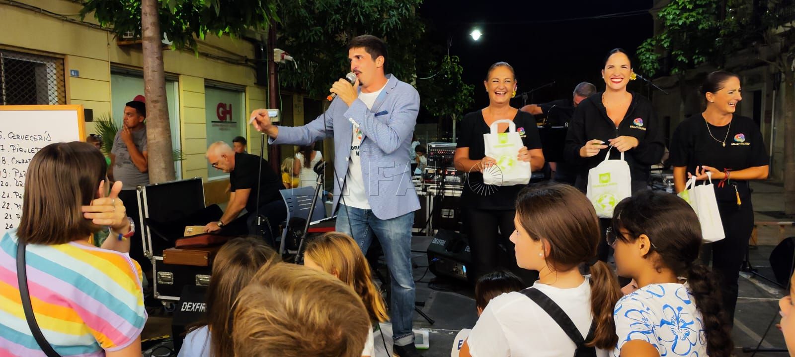 María Mendoza actuará este jueves en General Chacel con Zona Centro
