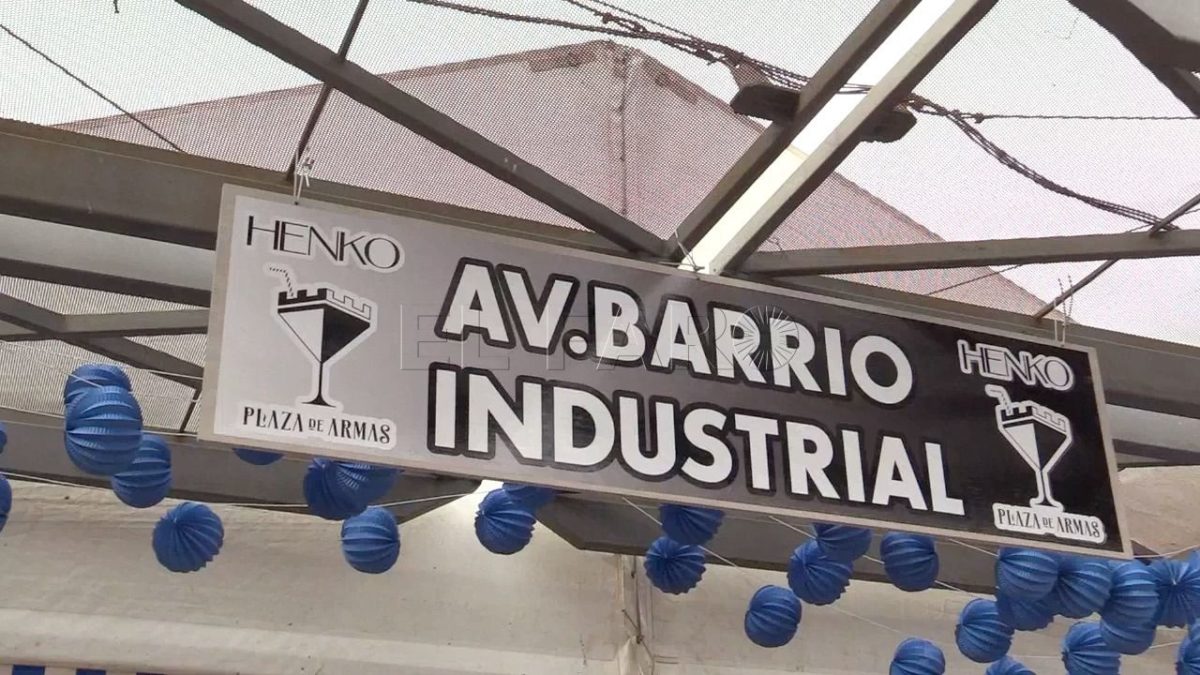 La caseta de la Asociación de Vecinos Industrial, una de las primeras en tenerlo todo organizado