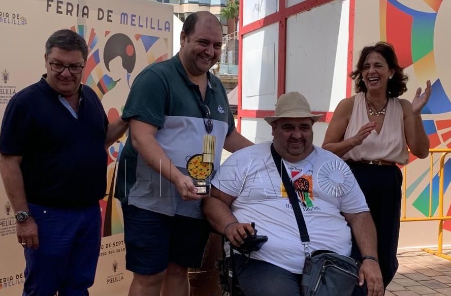 WhatsApp Image 2023 09 07 at 20.06.02 3 e1694112990240 La Asociación de Vecinos El industrial gana el Concurso de Paellas y la Casa de Ceuta en Melilla, el Mejor Rinconcito de la Feria