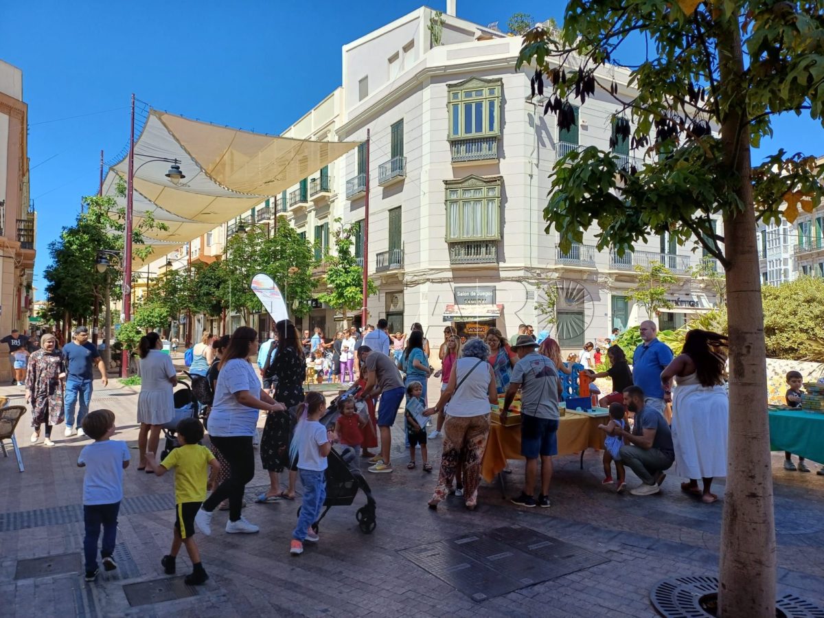 f0e054d5 31ee 43fb bd1f a521e5171989 e1695472976369 Los melillenses más jóvenes disfrutan de una mañana de juegos en los talleres infantiles de Zona Centro