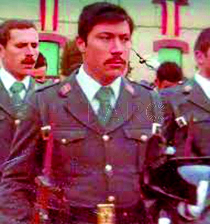 Comprendo que la llamada no sonara y que atendieras al Que es Poder, Gloria, Dios vivo, que te llamaba a su lado