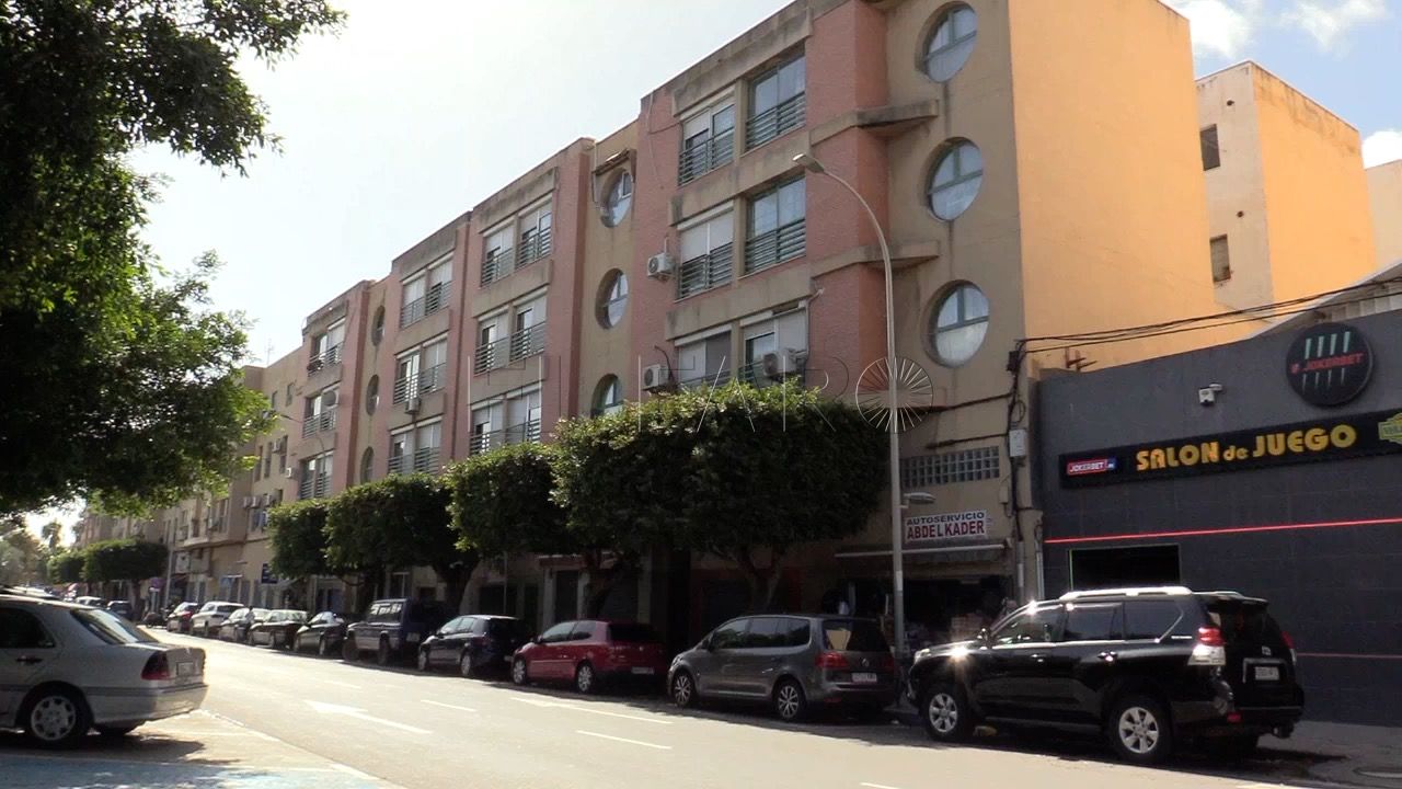 19 2 Los pisos de la frontera de Beni Enzar, una zona sin compraventas tras no poder pasar mercancías