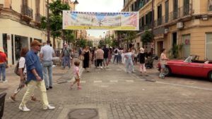 19 El centro de la ciudad se abarrota de melillenses con la I Feria Outlet