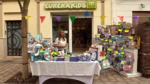 22 El centro de la ciudad se abarrota de melillenses con la I Feria Outlet