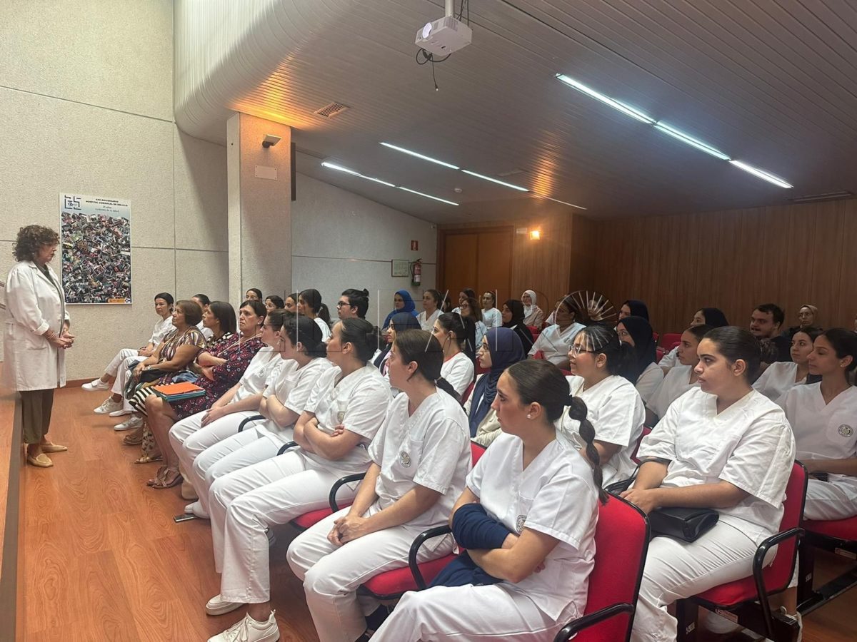 Acogida Formacion Profesional 02 e1697534619550 El alumnado de Formación Profesional inicia sus prácticas en el Hospital Comarcal