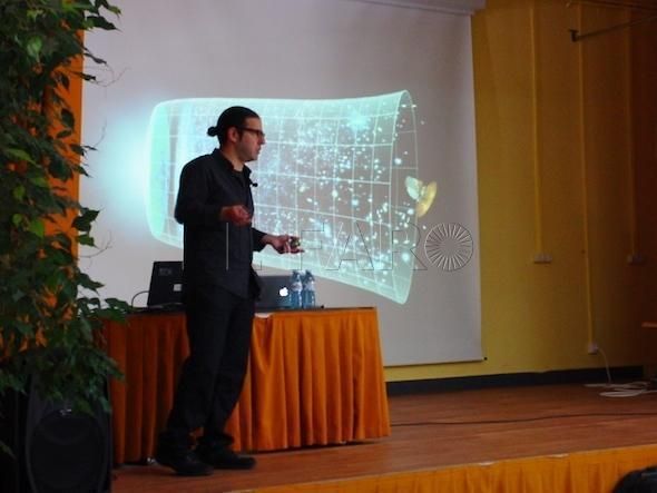 "Vasos comunicantes: ciencia y arte", conferencia organizada por Unesco-Melilla