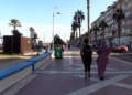 MVI 0471 El buen tiempo permite a los melillenses disfrutar del Paseo Marítimo en Melilla