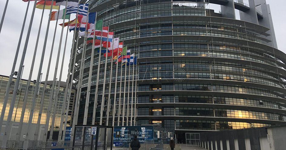 Parlamento europeo recorte La Eurocámara alerta de que se acaba el tiempo y urge a acordar el pacto migratorio