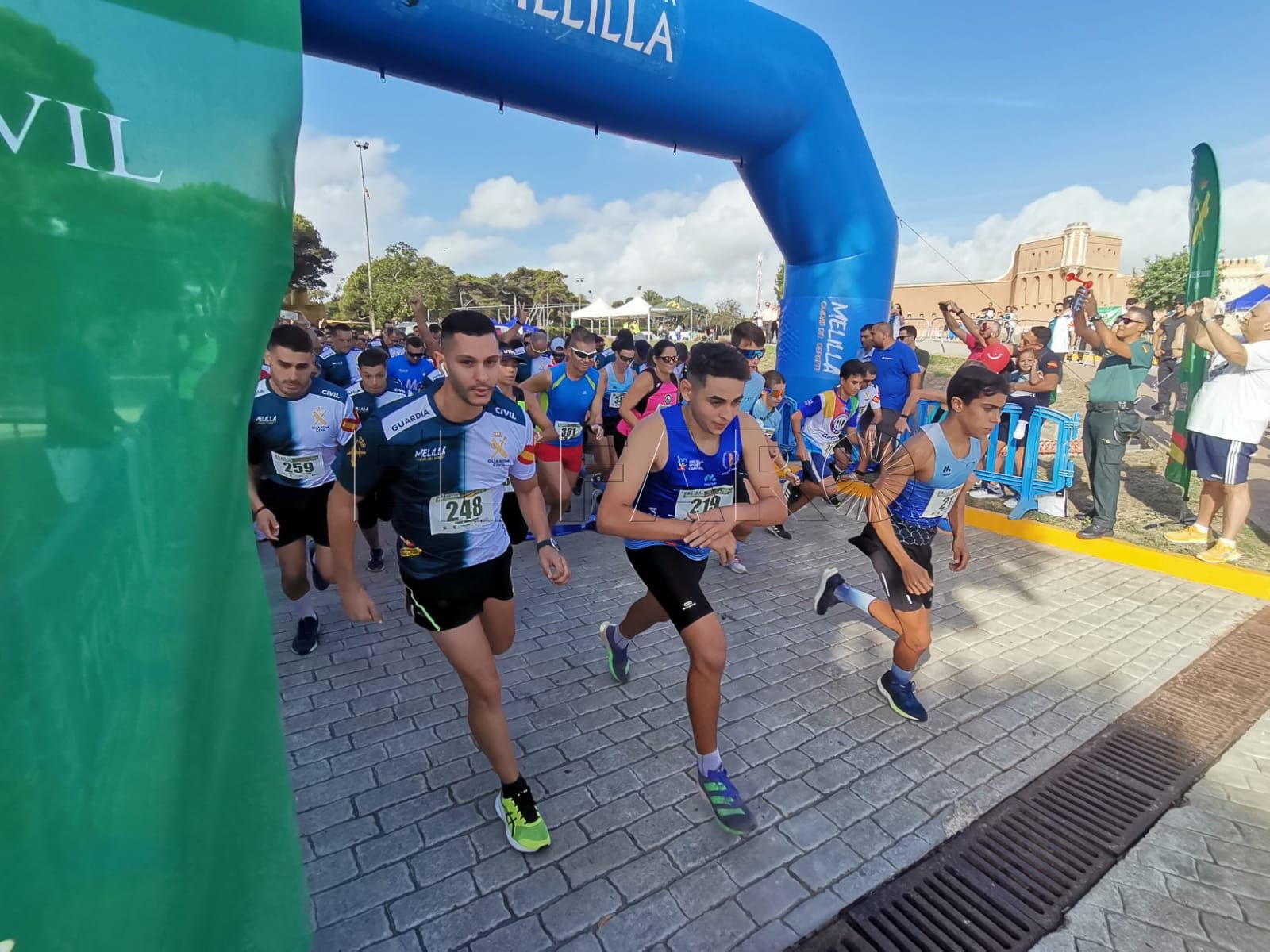 WhatsApp Image 2023 10 08 at 11.50.17 Ahmed Kanafi y Amara Hamed, ganadores del I Trail Solidario 062 Guardia Civil Melilla